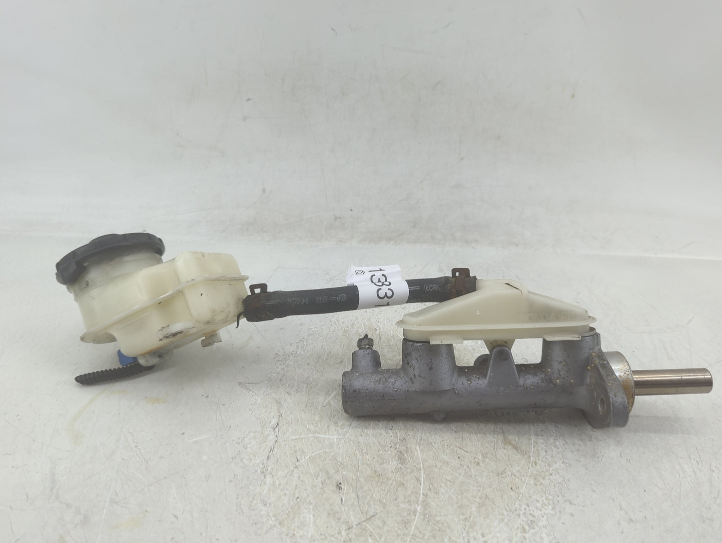 2006-2011 Honda Civic Brake Master Cylinder - Oemusedautoparts1.com