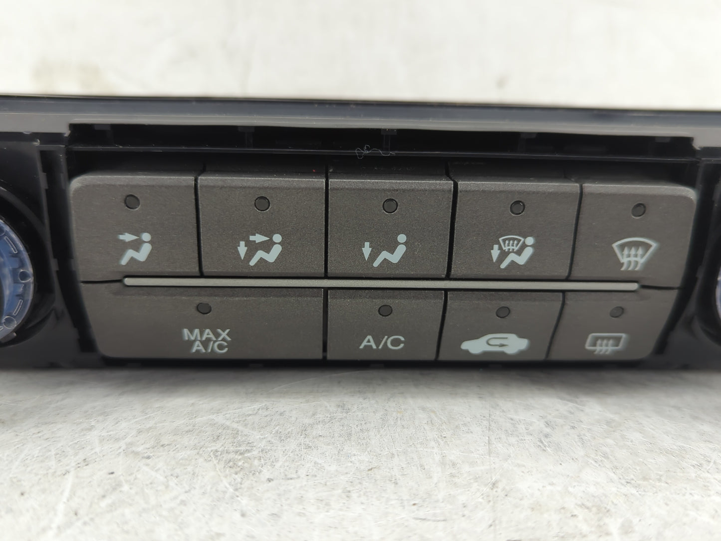 2010 Honda Civic Climate Control Module Temperature AC/Heater Replacement P/N:79500SNAA030M1 Fits OEM Used Auto Parts - Oemu
