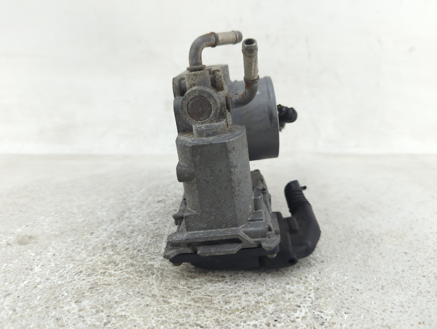 2006-2011 Honda Civic Throttle Body Fits Fits 2006 2007 2008 2009 2010 2011 OEM Used Auto Parts - Oemusedautoparts1.com
