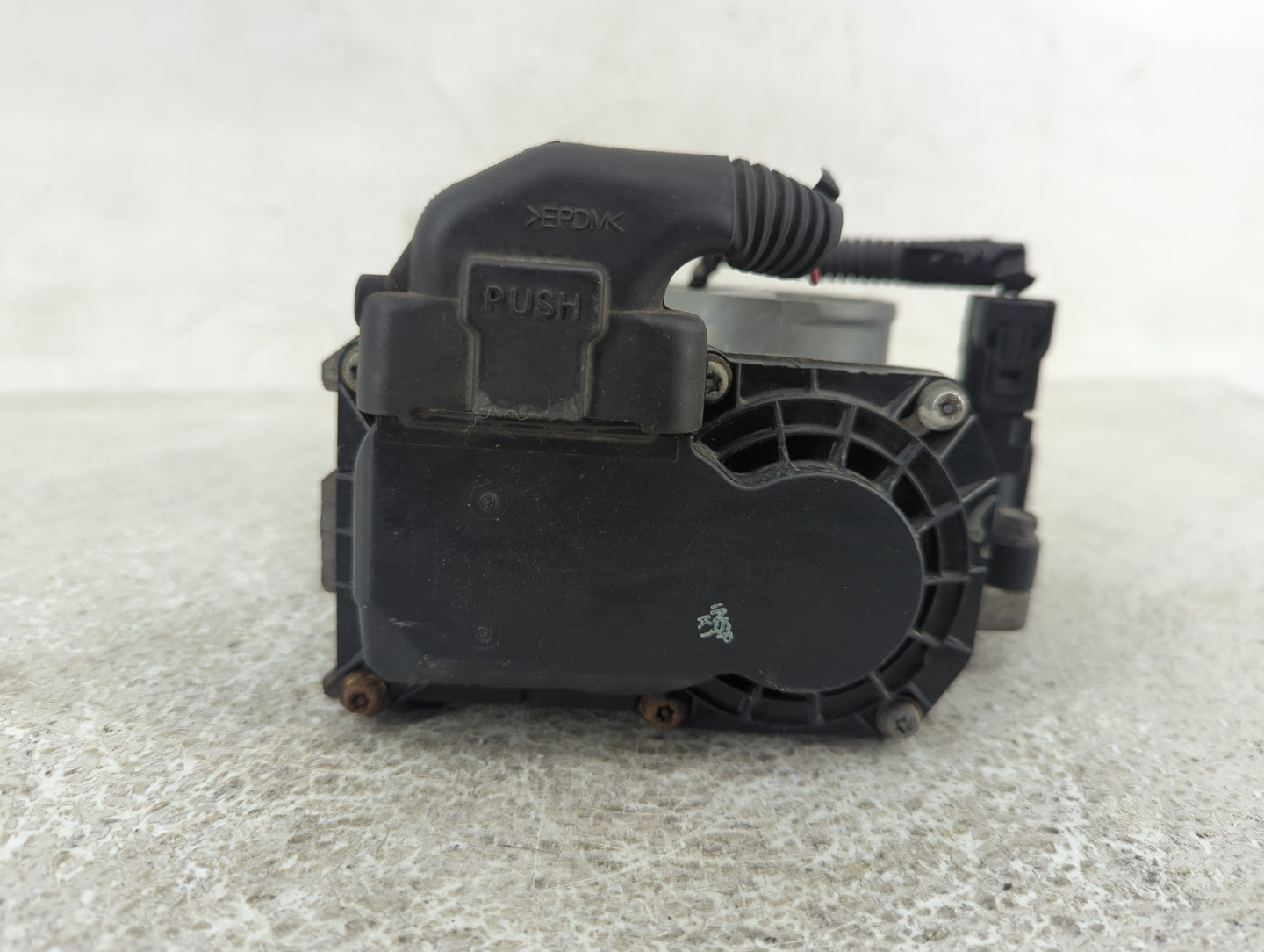 2006-2011 Honda Civic Throttle Body Fits Fits 2006 2007 2008 2009 2010 2011 OEM Used Auto Parts - Oemusedautoparts1.com