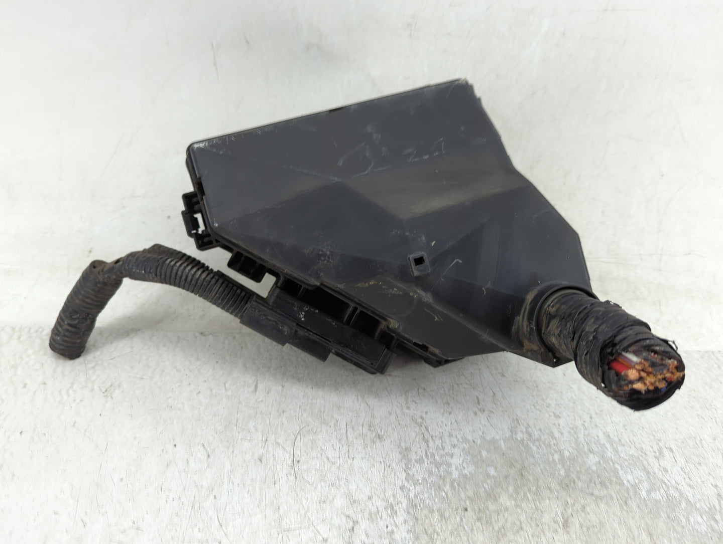 2008-2011 Honda Civic Fusebox Fuse Box Panel Relay Module P/N:SNA-C032 Fits Fits 2008 2009 2010 2011 OEM Used Auto Parts - O
