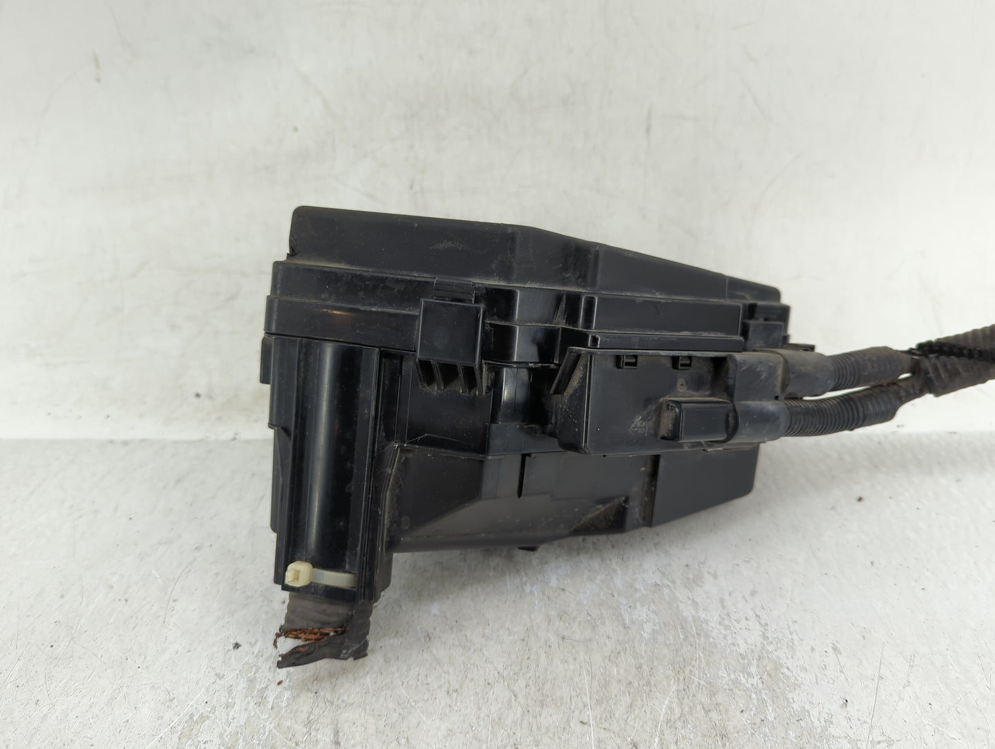 2008-2011 Honda Civic Fusebox Fuse Box Panel Relay Module P/N:SNA-C032 Fits Fits 2008 2009 2010 2011 OEM Used Auto Parts - O