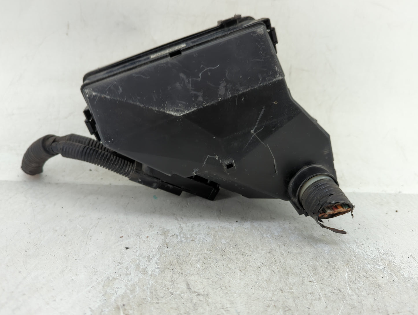 2008-2011 Honda Civic Fusebox Fuse Box Panel Relay Module P/N:SNA-C032 Fits Fits 2008 2009 2010 2011 OEM Used Auto Parts - O