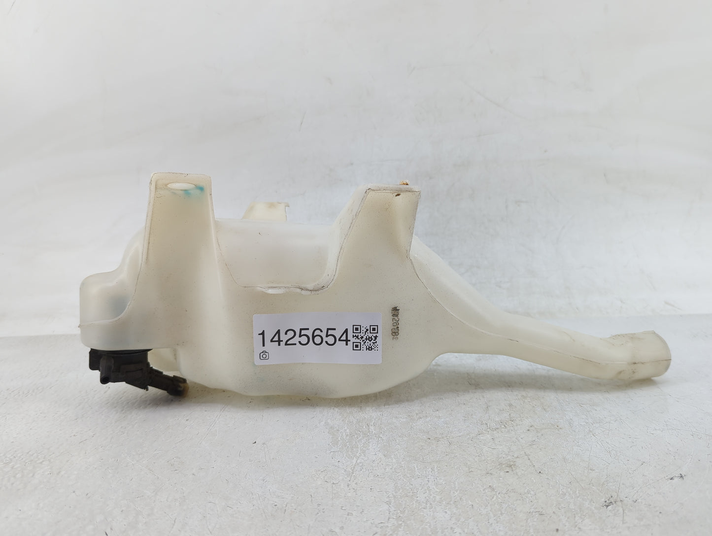 2006-2011 Honda Civic Windshield Washer Fluid Reservoir Bottle Oem - Oemusedautoparts1.com