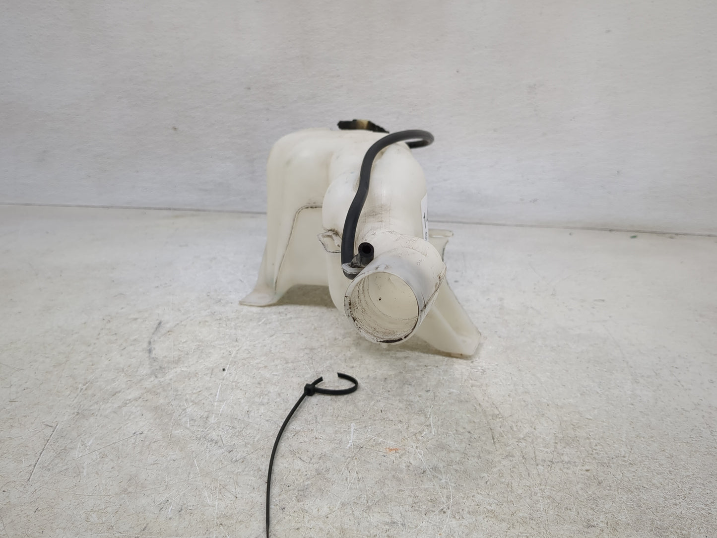 2006-2011 Honda Civic Windshield Washer Fluid Reservoir Bottle Oem - Oemusedautoparts1.com