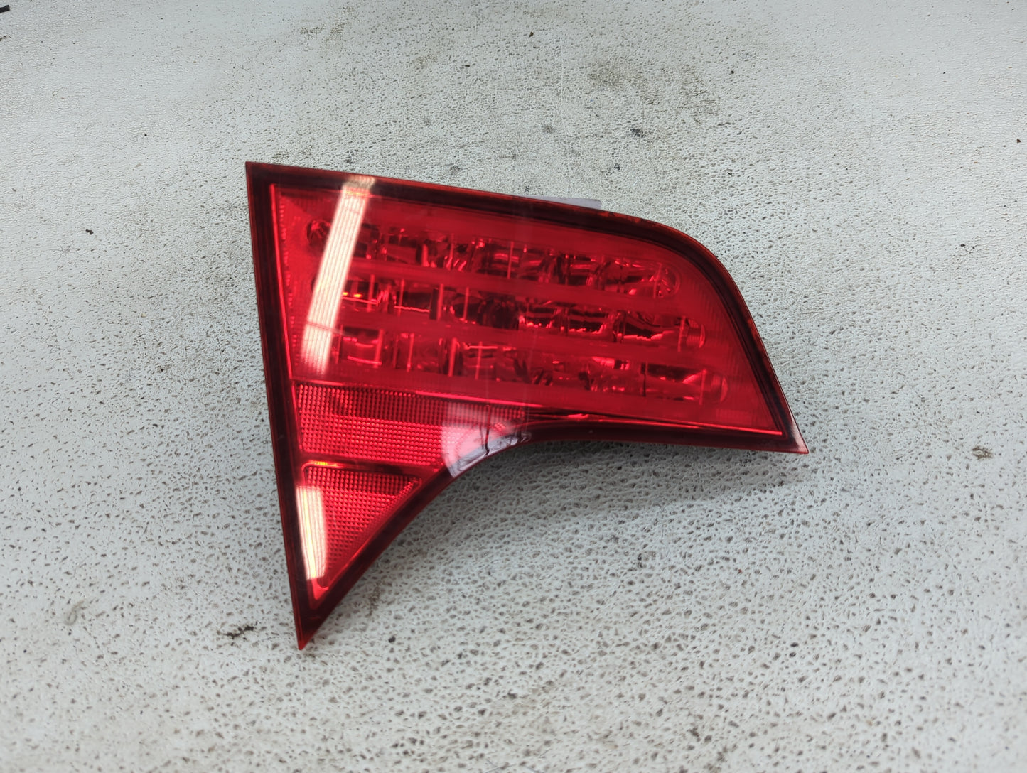 2006-2011 Honda Civic Tail Light Assembly Driver Left OEM Fits Fits 2006 2007 2008 2009 2010 2011 OEM Used Auto Parts - Oemu