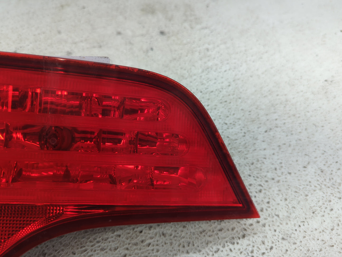 2006-2011 Honda Civic Tail Light Assembly Driver Left OEM Fits Fits 2006 2007 2008 2009 2010 2011 OEM Used Auto Parts - Oemu