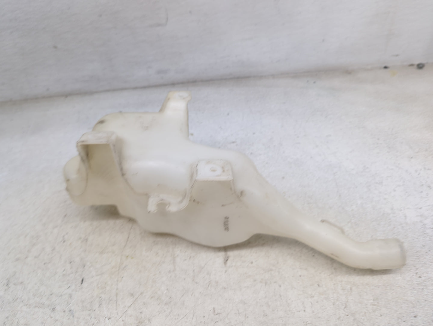 2006-2011 Honda Civic Windshield Washer Fluid Reservoir Bottle Oem 1473597 - Oemusedautoparts1.com