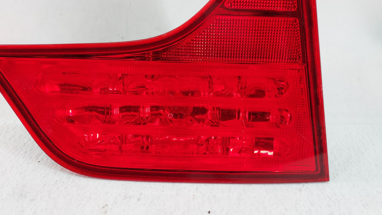 2006-2011 Honda Civic Tail Light Assembly Driver Left OEM Fits Fits 2006 2007 2008 2009 2010 2011 OEM Used Auto Parts - Oemu