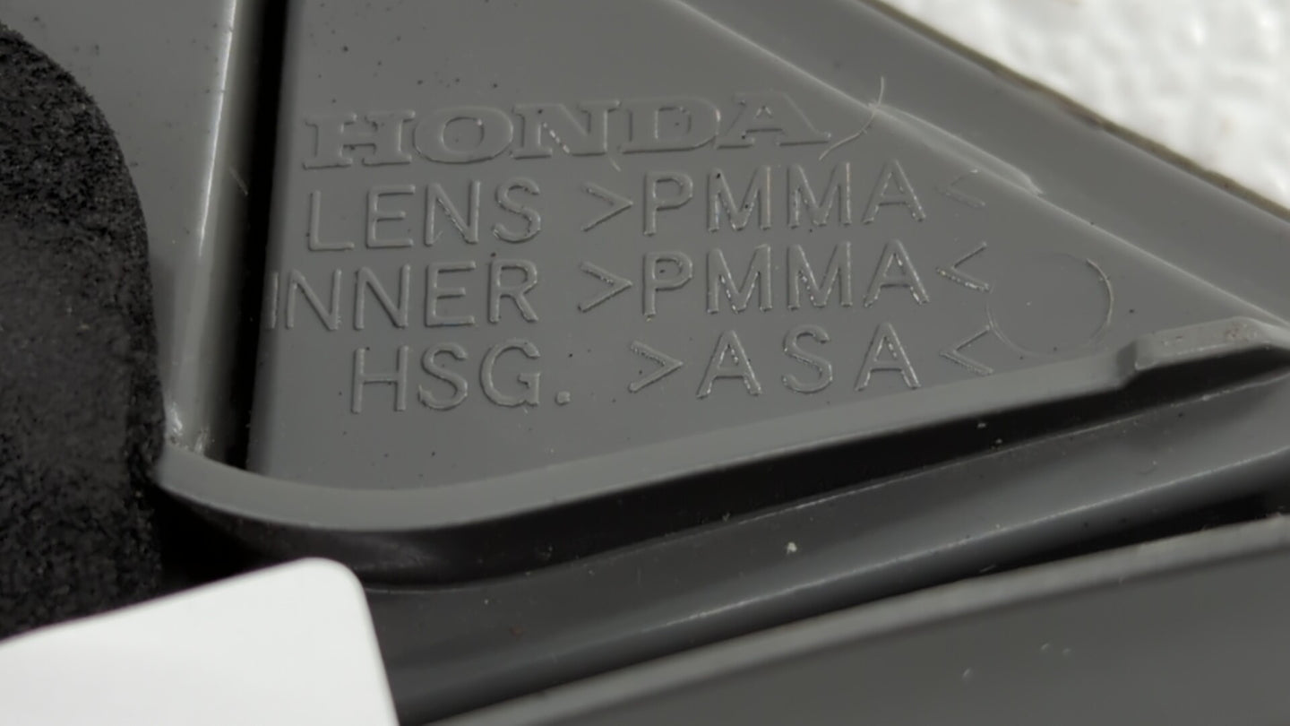 2006-2011 Honda Civic Tail Light Assembly Passenger Right OEM Fits Fits 2006 2007 2008 2009 2010 2011 OEM Used Auto Parts - 