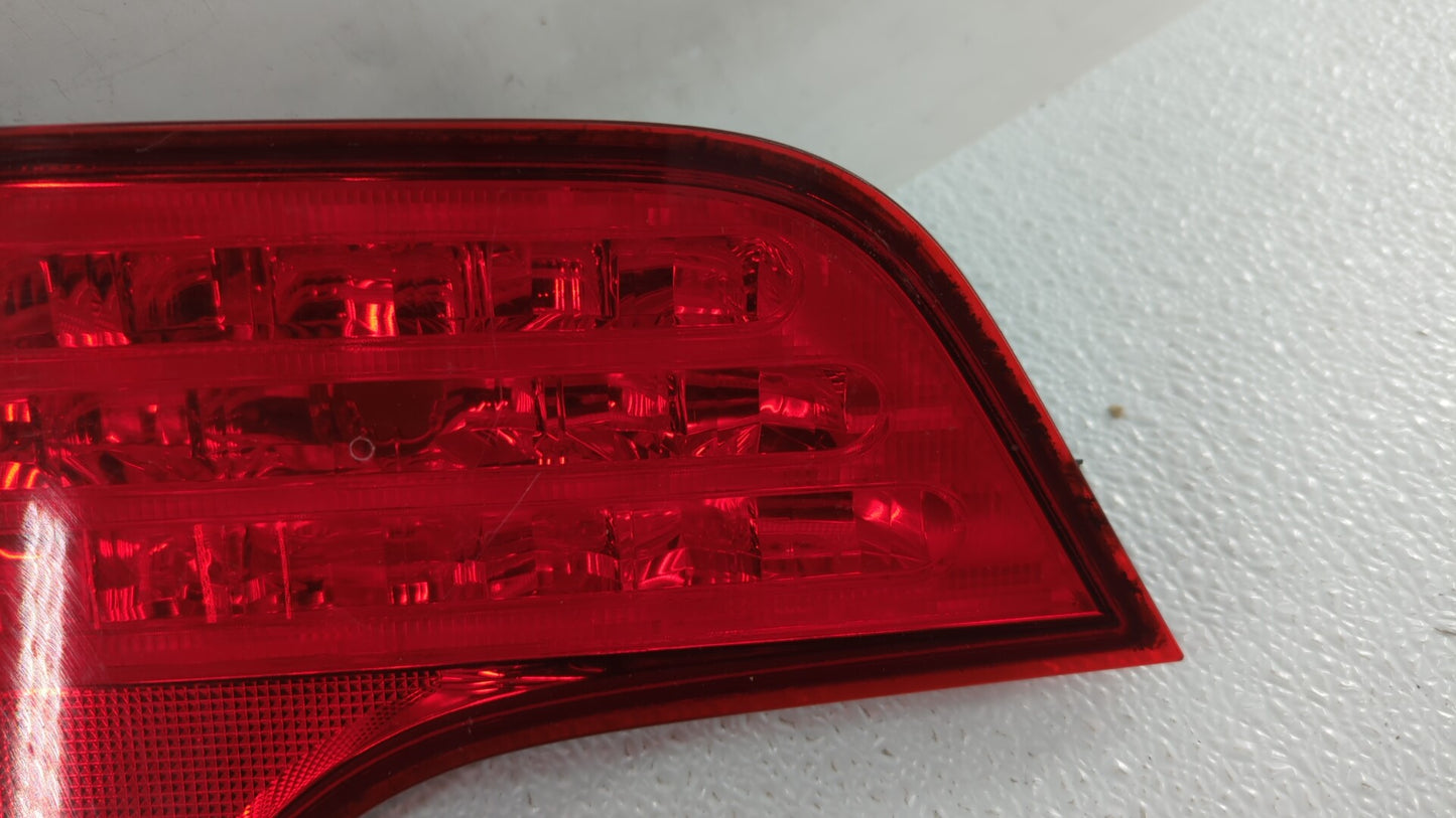 2006-2011 Honda Civic Tail Light Assembly Driver Left OEM Fits Fits 2006 2007 2008 2009 2010 2011 OEM Used Auto Parts - Oemu