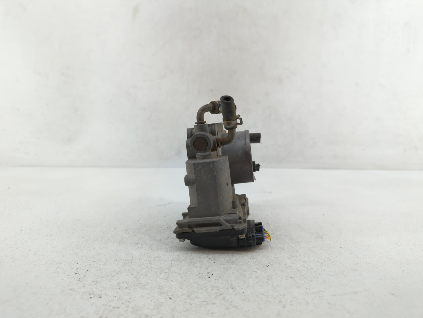 2006-2011 Honda Civic Throttle Body P/N:GMA4A 20358245134 Fits Fits 2006 2007 2008 2009 2010 2011 OEM Used Auto Parts - Oemu