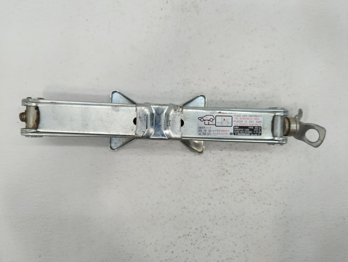 2010 Honda Civic Spare Scissor Car Jack 460399 - Oemusedautoparts1.com