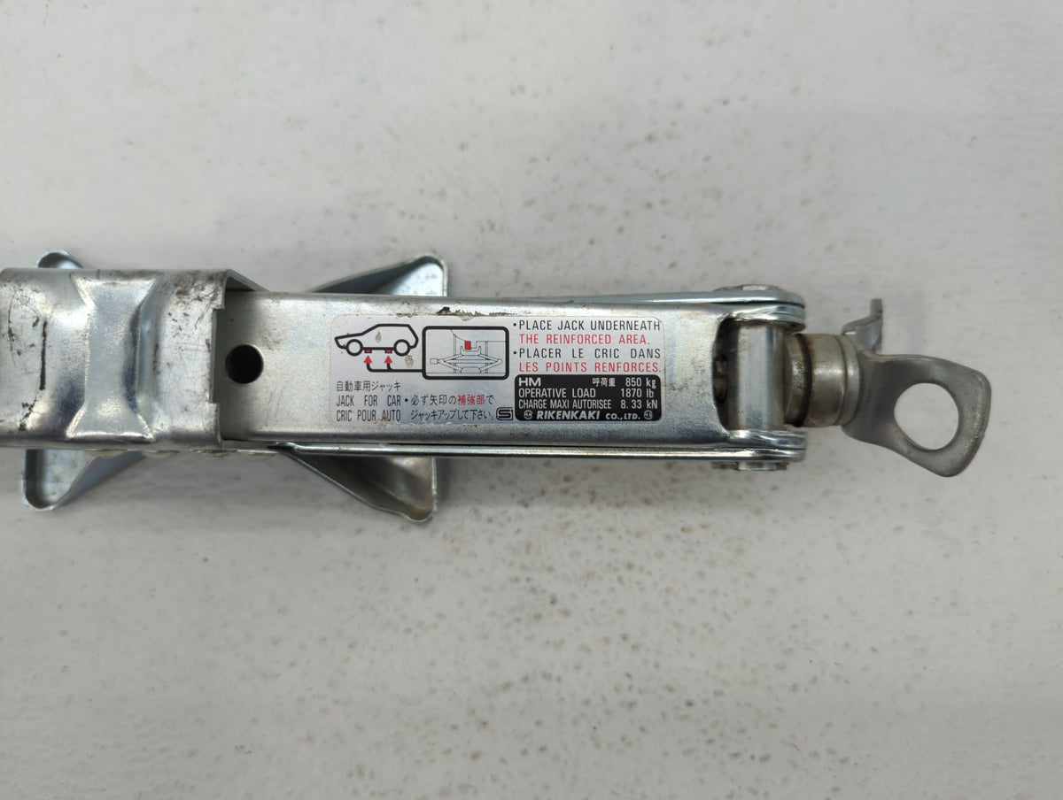 2010 Honda Civic Spare Scissor Car Jack 460399 - Oemusedautoparts1.com