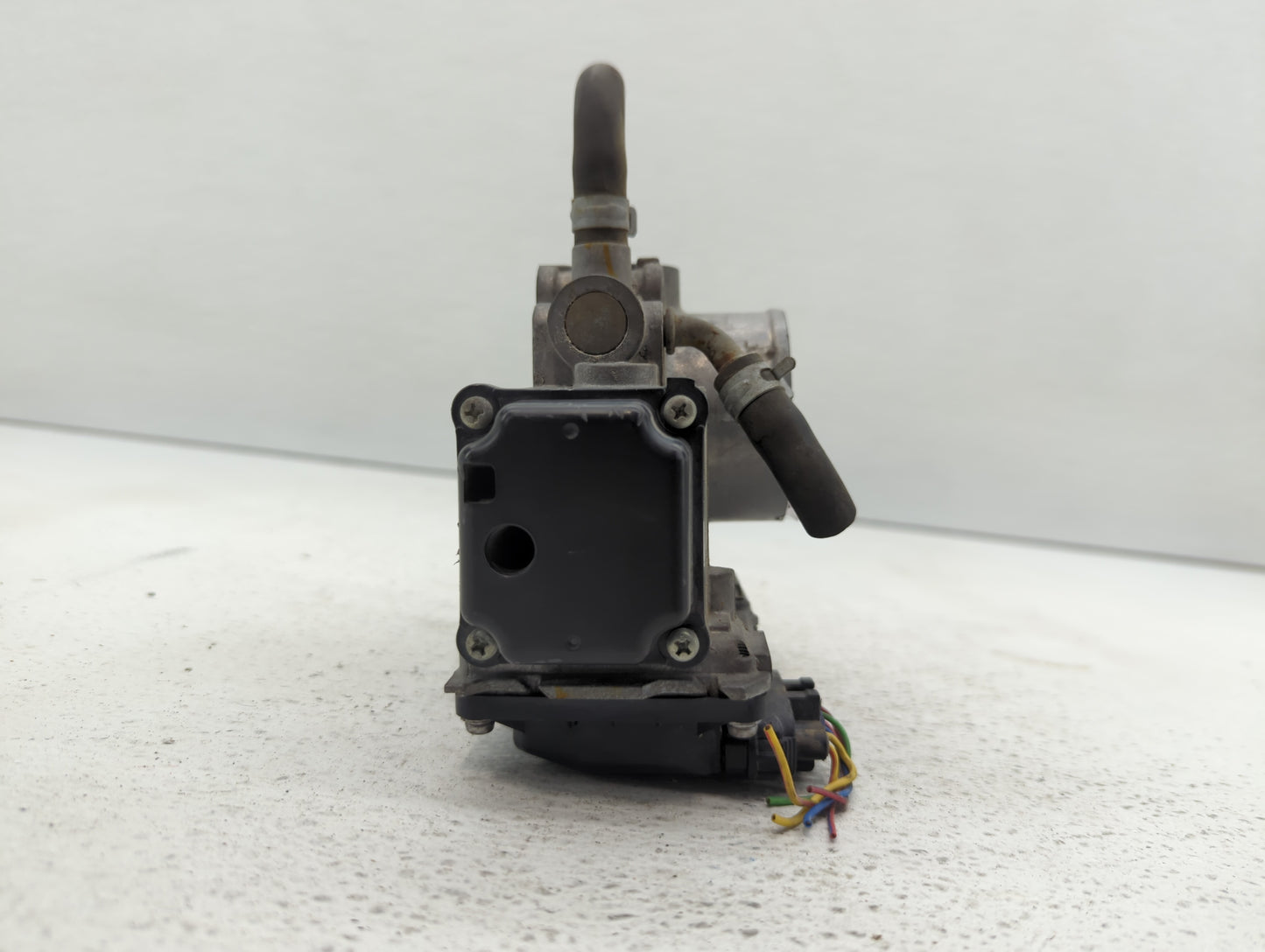 2006-2011 Honda Civic Throttle Body P/N:GMA8A Fits Fits 2006 2007 2008 2009 2010 2011 OEM Used Auto Parts - Oemusedautoparts