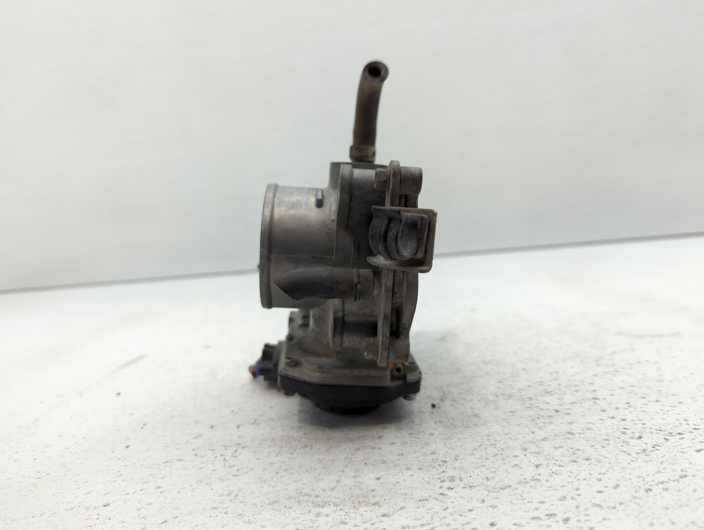 2006-2011 Honda Civic Throttle Body P/N:GMA8A Fits Fits 2006 2007 2008 2009 2010 2011 OEM Used Auto Parts - Oemusedautoparts