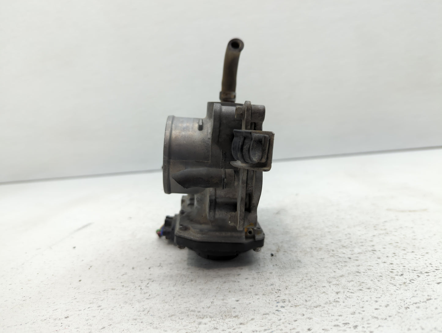 2006-2011 Honda Civic Throttle Body P/N:GMA8A Fits Fits 2006 2007 2008 2009 2010 2011 OEM Used Auto Parts - Oemusedautoparts