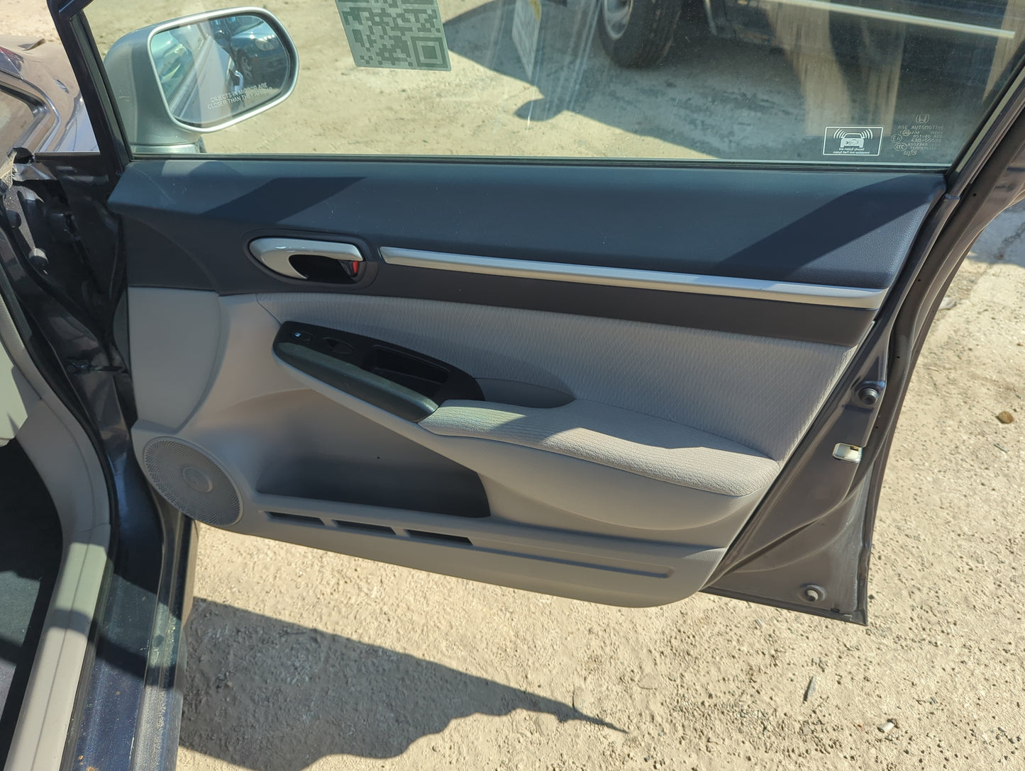 2010 Honda Civic Front Right Passenger Interior Door Panel Trim - Oemusedautoparts1.com
