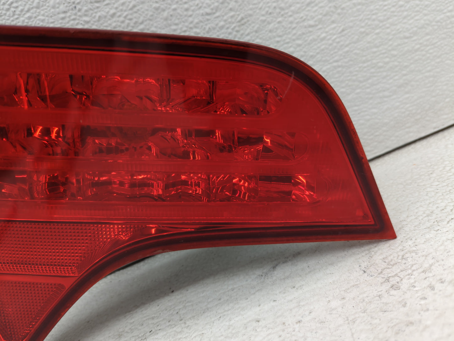 2006-2011 Honda Civic Tail Light Assembly Driver Left OEM Fits Fits 2006 2007 2008 2009 2010 2011 OEM Used Auto Parts - Oemu