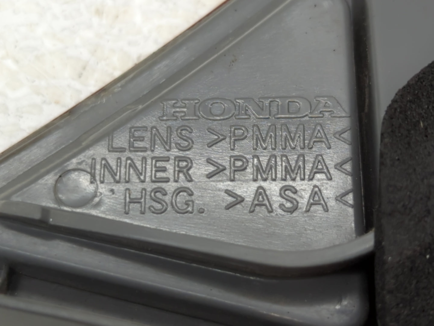 2006-2011 Honda Civic Tail Light Assembly Driver Left OEM Fits Fits 2006 2007 2008 2009 2010 2011 OEM Used Auto Parts - Oemu