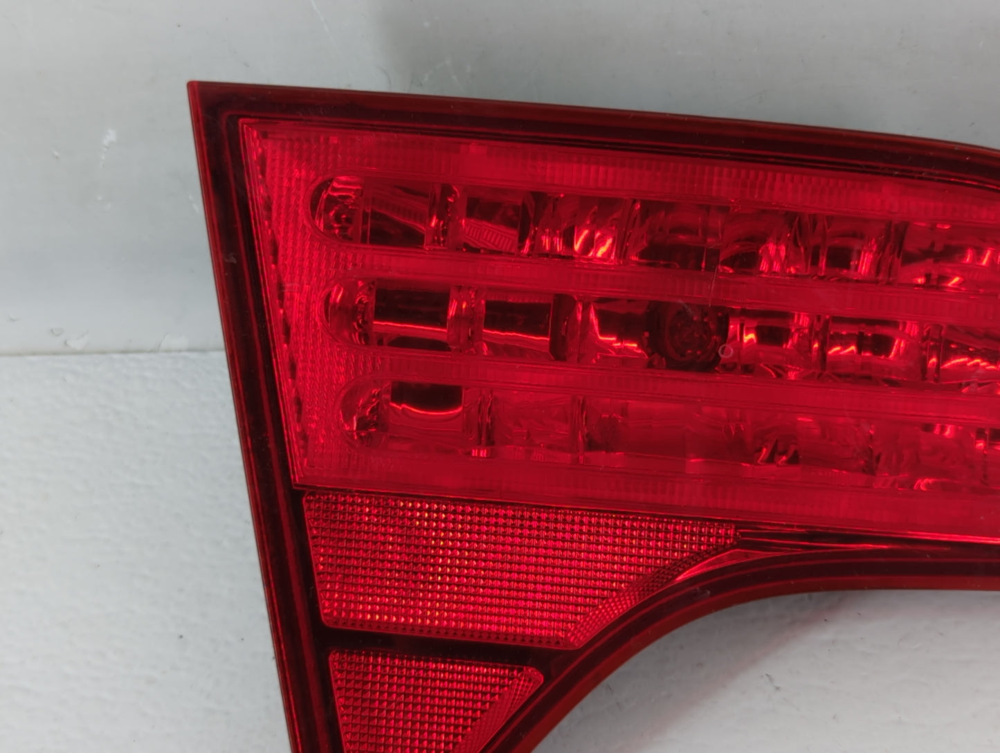 2006-2011 Honda Civic Tail Light Assembly Driver Left OEM Fits Fits 2006 2007 2008 2009 2010 2011 OEM Used Auto Parts - Oemu