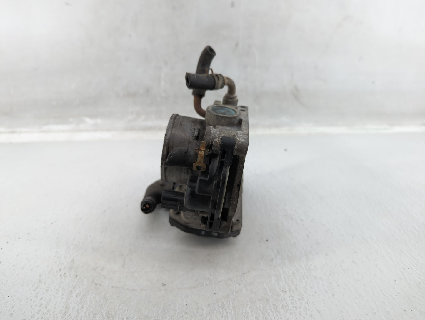 2006-2011 Honda Civic Throttle Body Fits Fits 2006 2007 2008 2009 2010 2011 OEM Used Auto Parts - Oemusedautoparts1.com