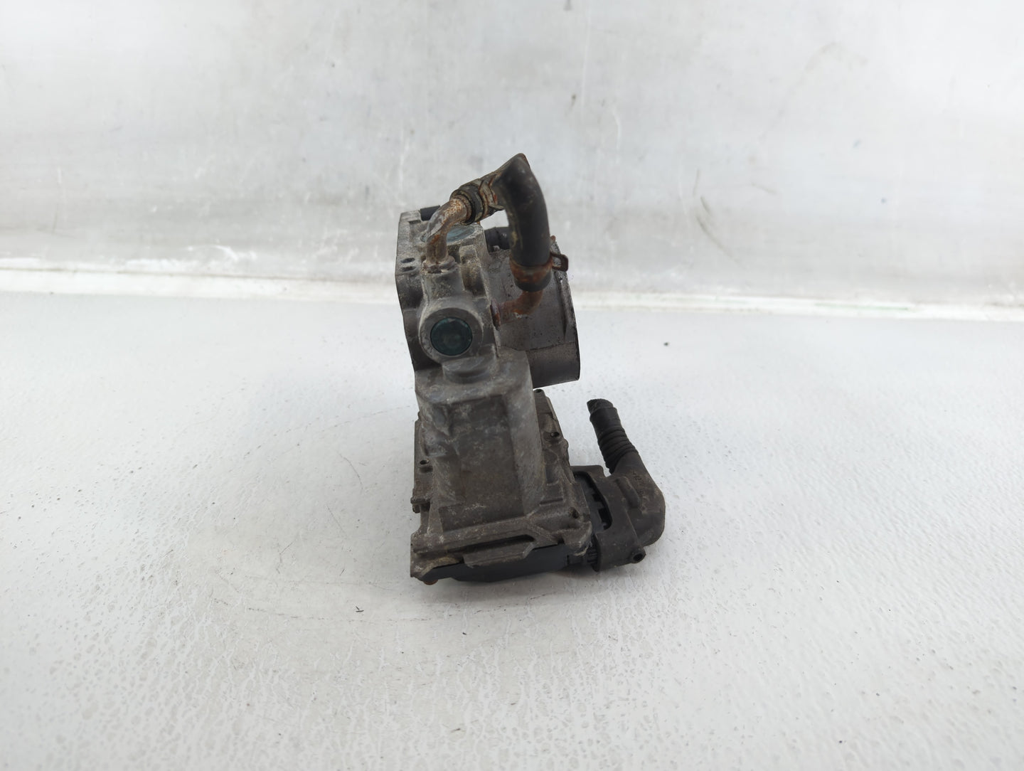 2006-2011 Honda Civic Throttle Body Fits Fits 2006 2007 2008 2009 2010 2011 OEM Used Auto Parts - Oemusedautoparts1.com