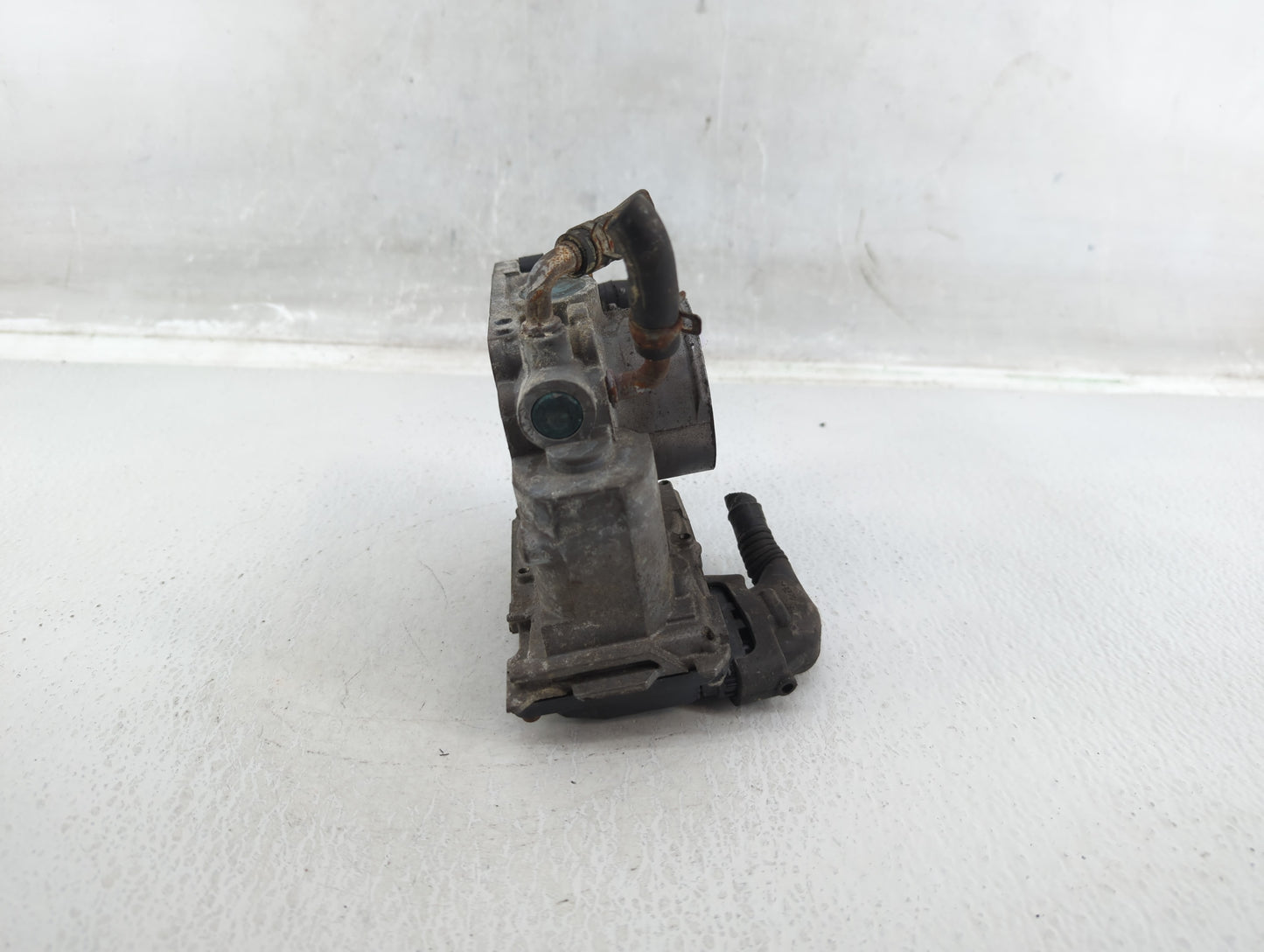 2006-2011 Honda Civic Throttle Body Fits Fits 2006 2007 2008 2009 2010 2011 OEM Used Auto Parts - Oemusedautoparts1.com