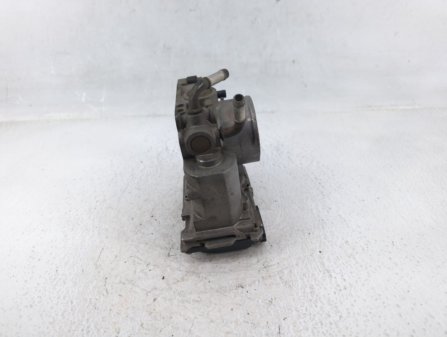 2006-2011 Honda Civic Throttle Body P/N:U30396542110 Fits Fits 2006 2007 2008 2009 2010 2011 OEM Used Auto Parts - Oemusedau