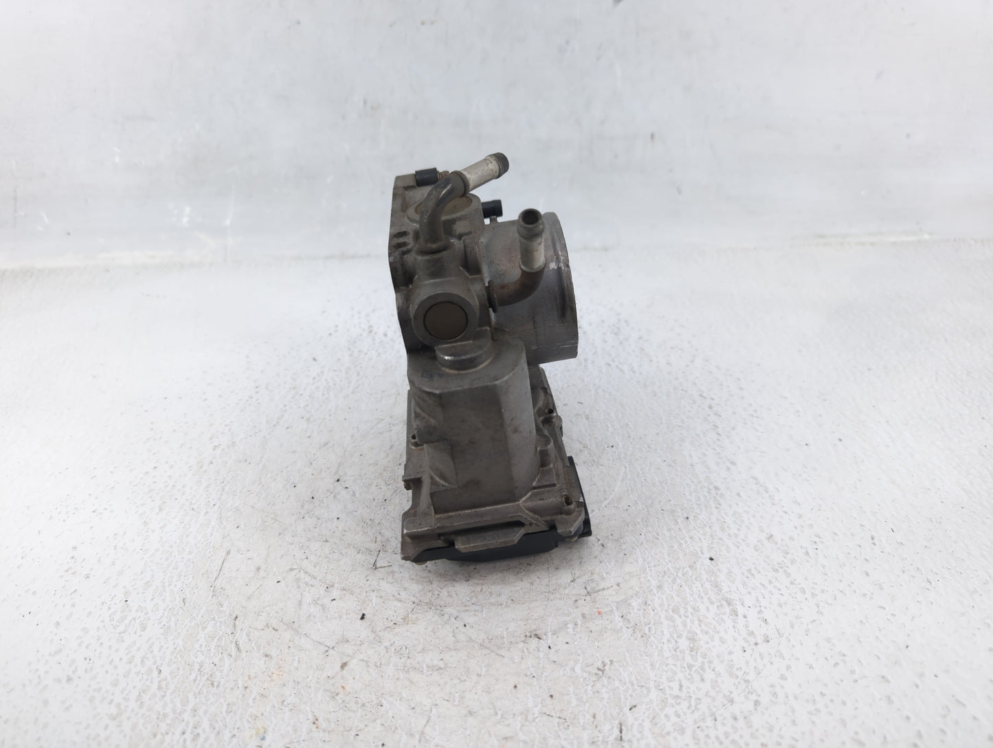 2006-2011 Honda Civic Throttle Body P/N:U30396542110 Fits Fits 2006 2007 2008 2009 2010 2011 OEM Used Auto Parts - Oemusedau