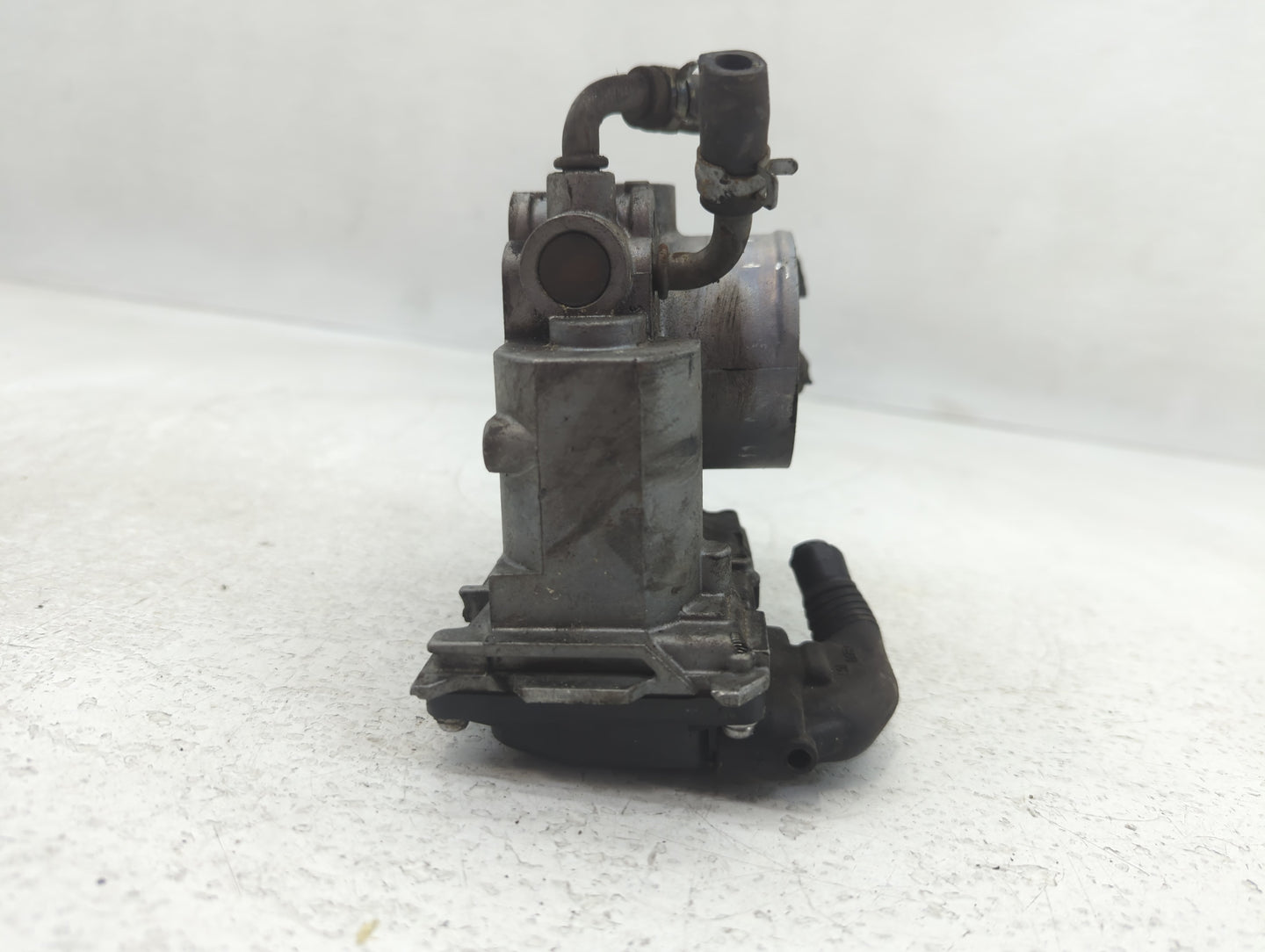 2006-2011 Honda Civic Throttle Body P/N:U20350015948 Fits Fits 2006 2007 2008 2009 2010 2011 OEM Used Auto Parts - Oemusedau