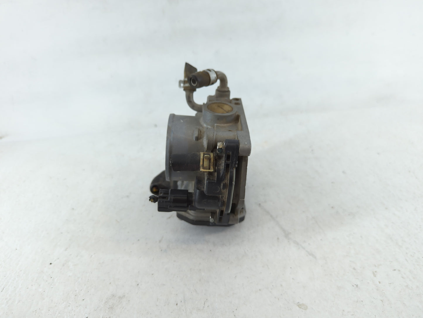 2006-2011 Honda Civic Throttle Body P/N:U20358286549 GMA4A Fits Fits 2006 2007 2008 2009 2010 2011 OEM Used Auto Parts - Oem