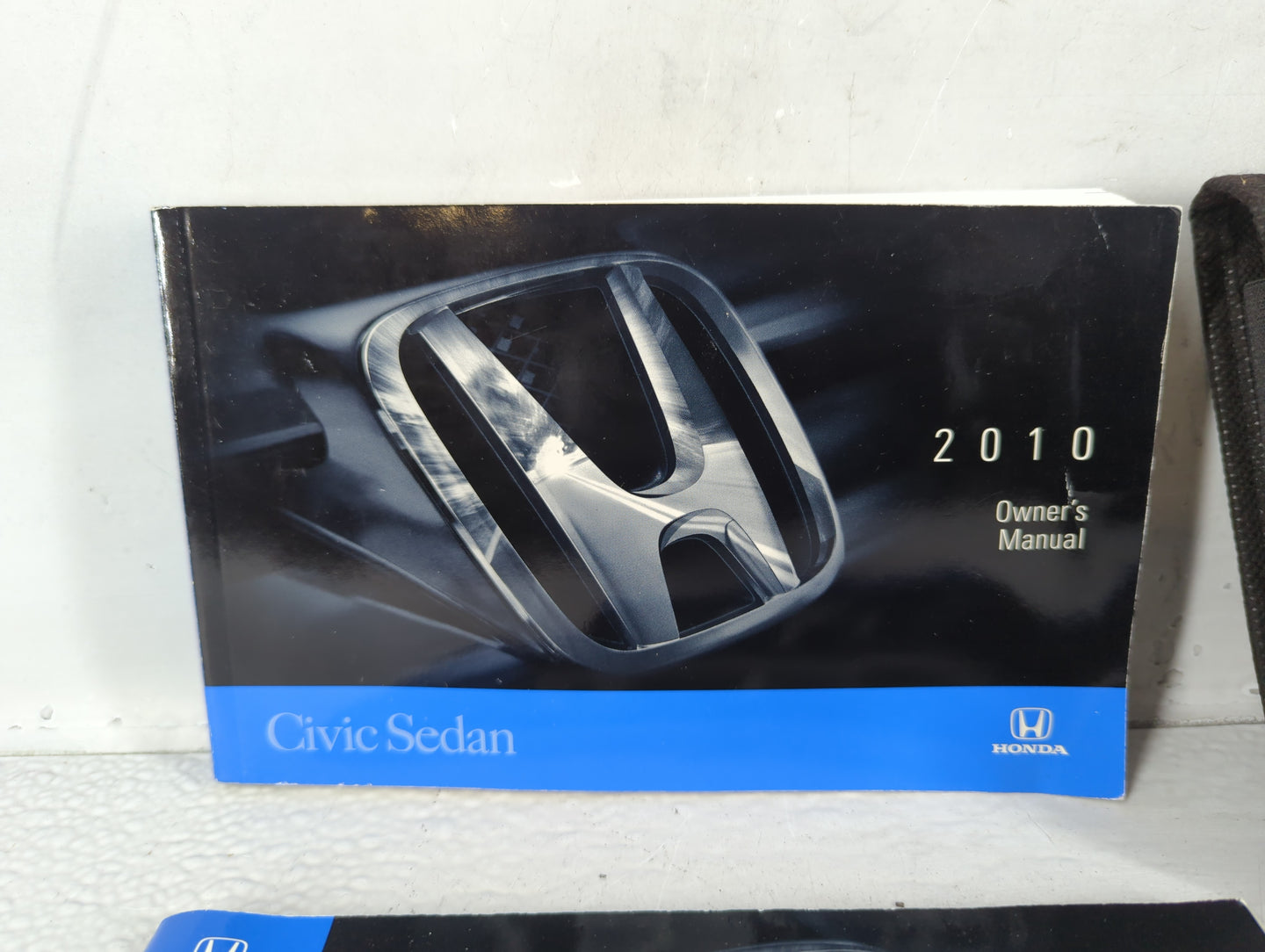 2010 Honda Civic Owners Manual Book Guide OEM Used Auto Parts - Oemusedautoparts1.com