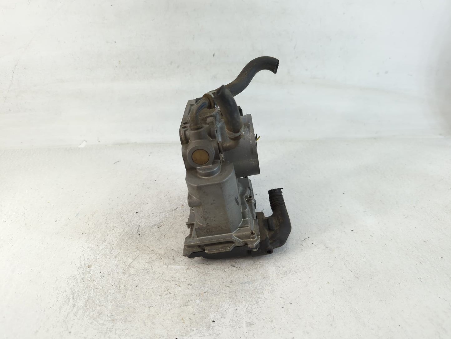 2006-2011 Honda Civic Throttle Body P/N:U20358202071 GMA4A Fits Fits 2006 2007 2008 2009 2010 2011 OEM Used Auto Parts - Oem