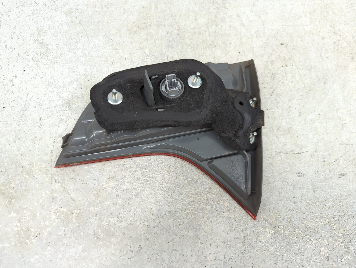 2006 Honda Civic Driver Left Side Tail Light Taillight Deck Lid Mounted - Oemusedautoparts1.com