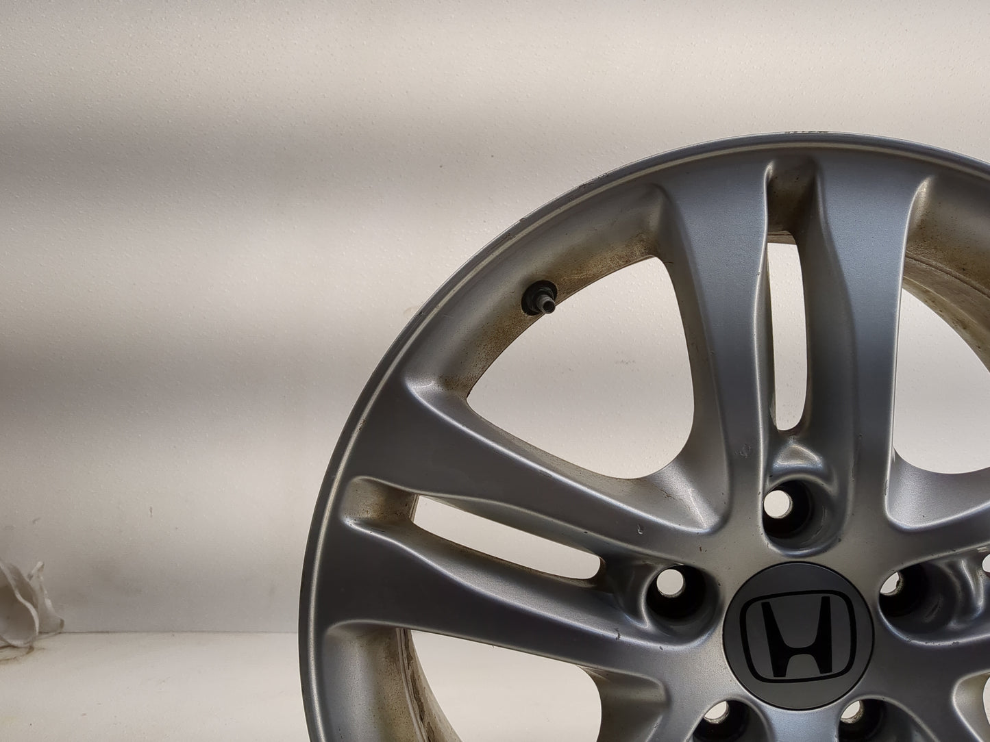 2007-2011 Honda Cr-v Oem Wheel Rim - Oemusedautoparts1.com