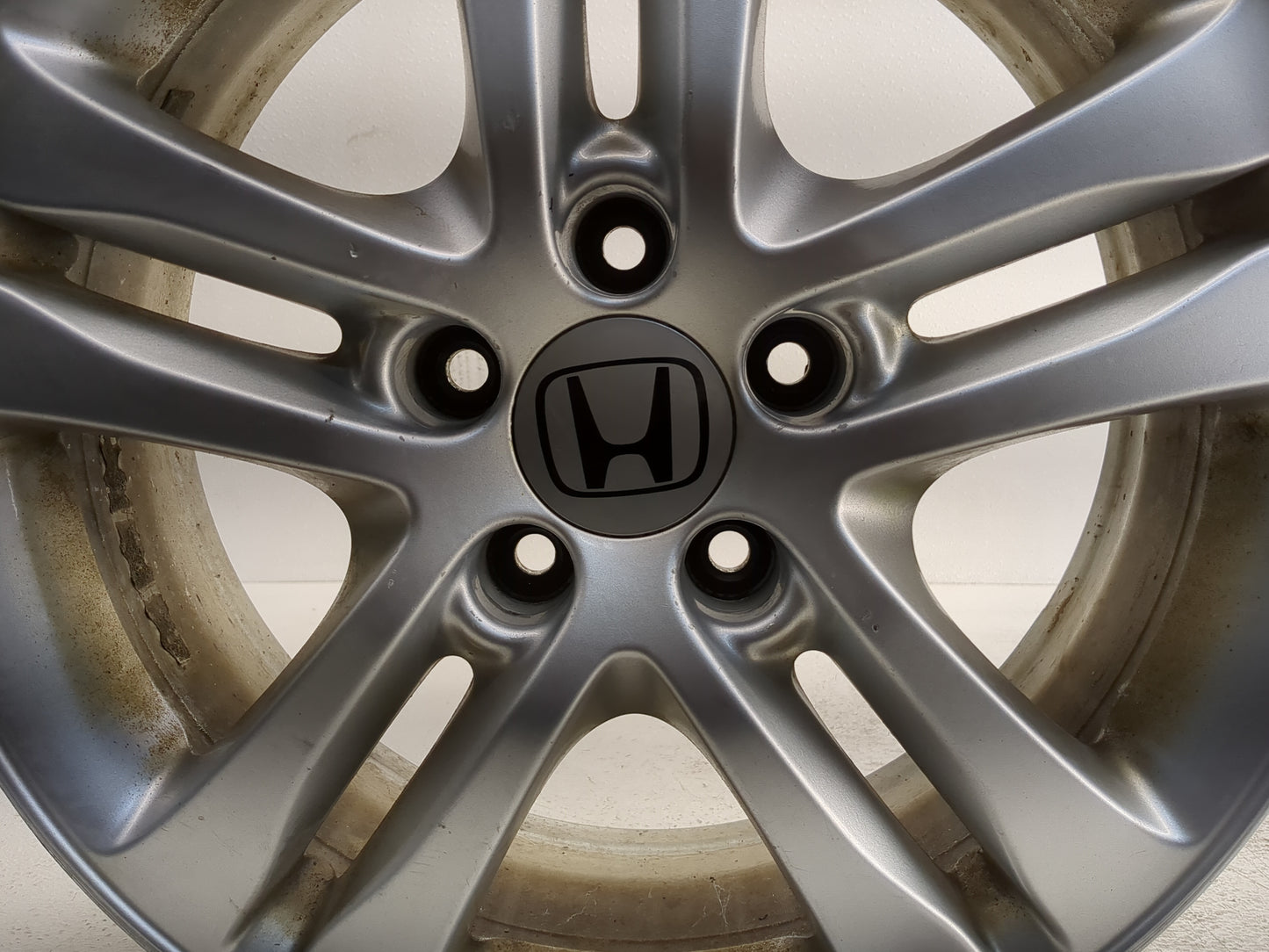 2007-2011 Honda Cr-v Oem Wheel Rim - Oemusedautoparts1.com