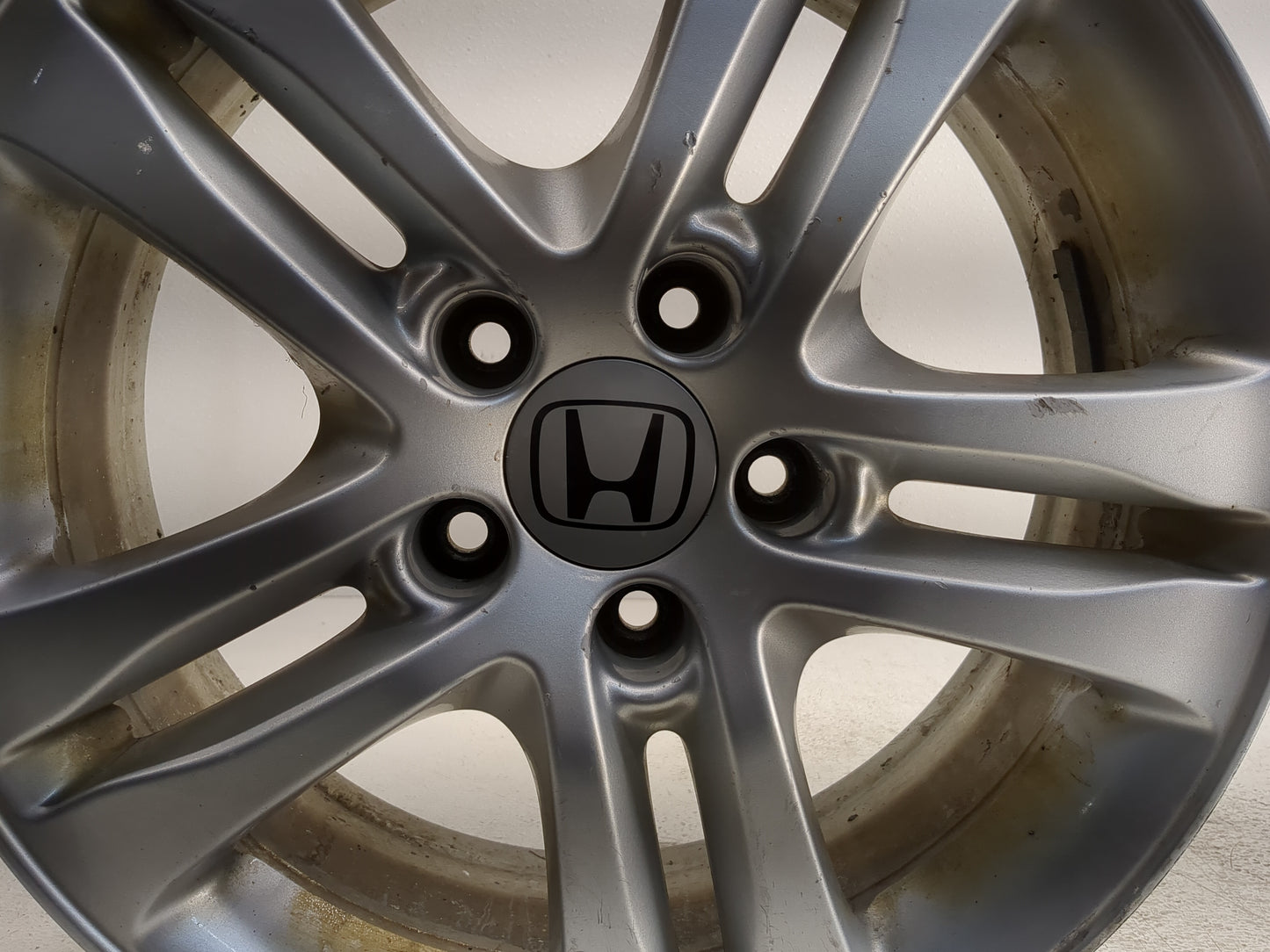 2007-2011 Honda Cr-v Oem Wheel Rim - Oemusedautoparts1.com