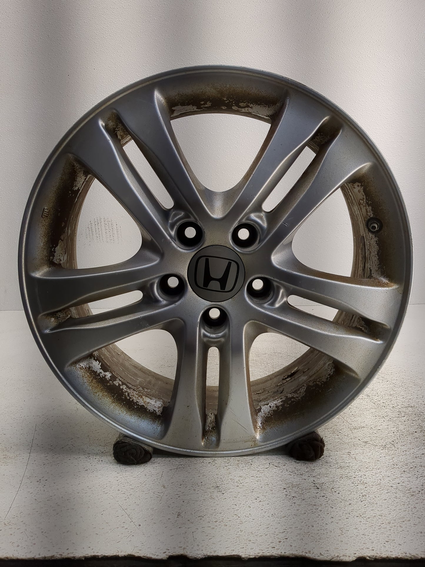 2007-2011 Honda Cr-v Oem Wheel Rim 1229757 - Oemusedautoparts1.com