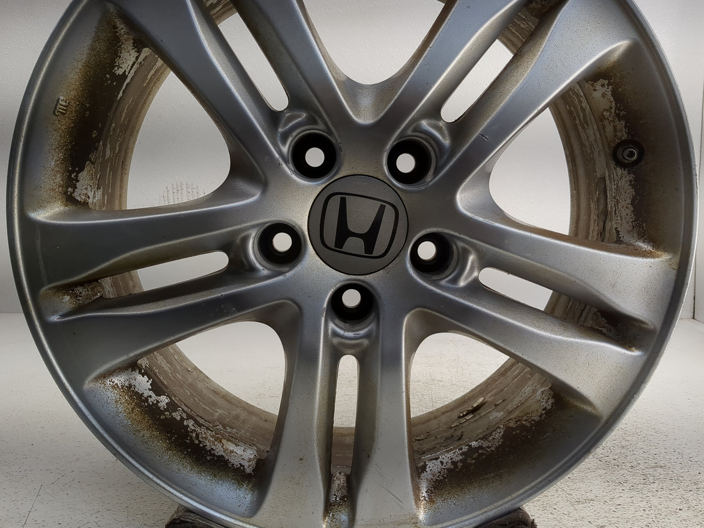 2007-2011 Honda Cr-v Oem Wheel Rim 1229757 - Oemusedautoparts1.com