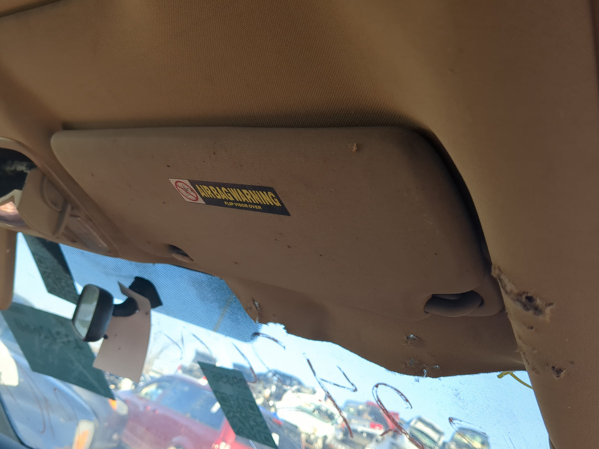 2010-2011 Honda Cr-V Sun Visor Shade Replacement Passenger Right Mirror Fits Fits 2010 2011 OEM Used Auto Parts - Oemusedaut