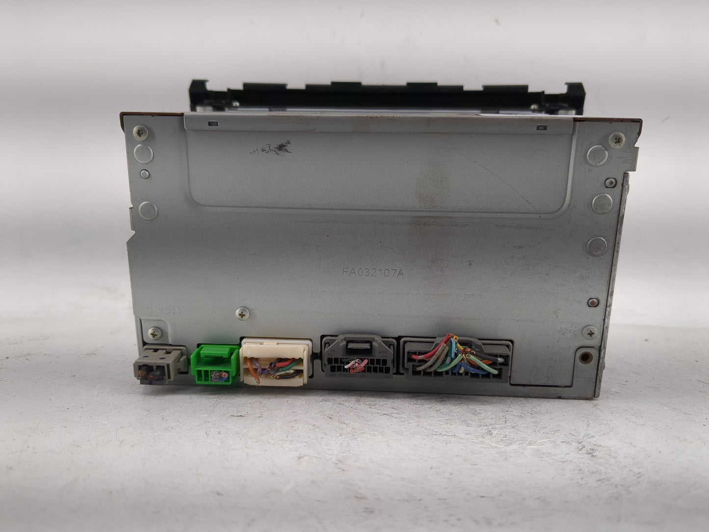 2010-2011 Honda Cr-V Radio AM FM Cd Player Receiver Replacement P/N:39100-SWA-A111-M1 Fits Fits 2010 2011 OEM Used Auto Part