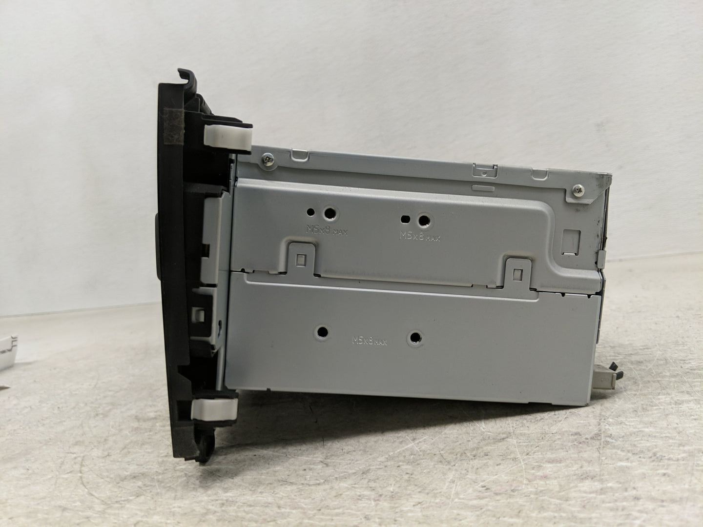 2010-2011 Honda Cr-V Radio AM FM Cd Player Receiver Replacement P/N:39100-SWA-A111-M1 Fits Fits 2010 2011 OEM Used Auto Part