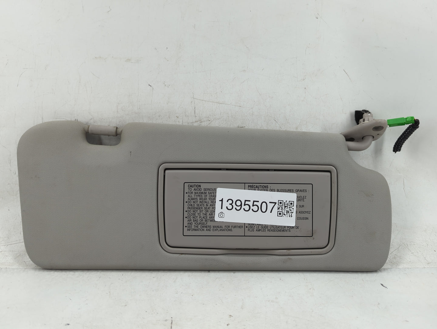 2010-2011 Honda Cr-V Sun Visor Shade Replacement Passenger Right Mirror Fits Fits 2010 2011 OEM Used Auto Parts - Oemusedaut