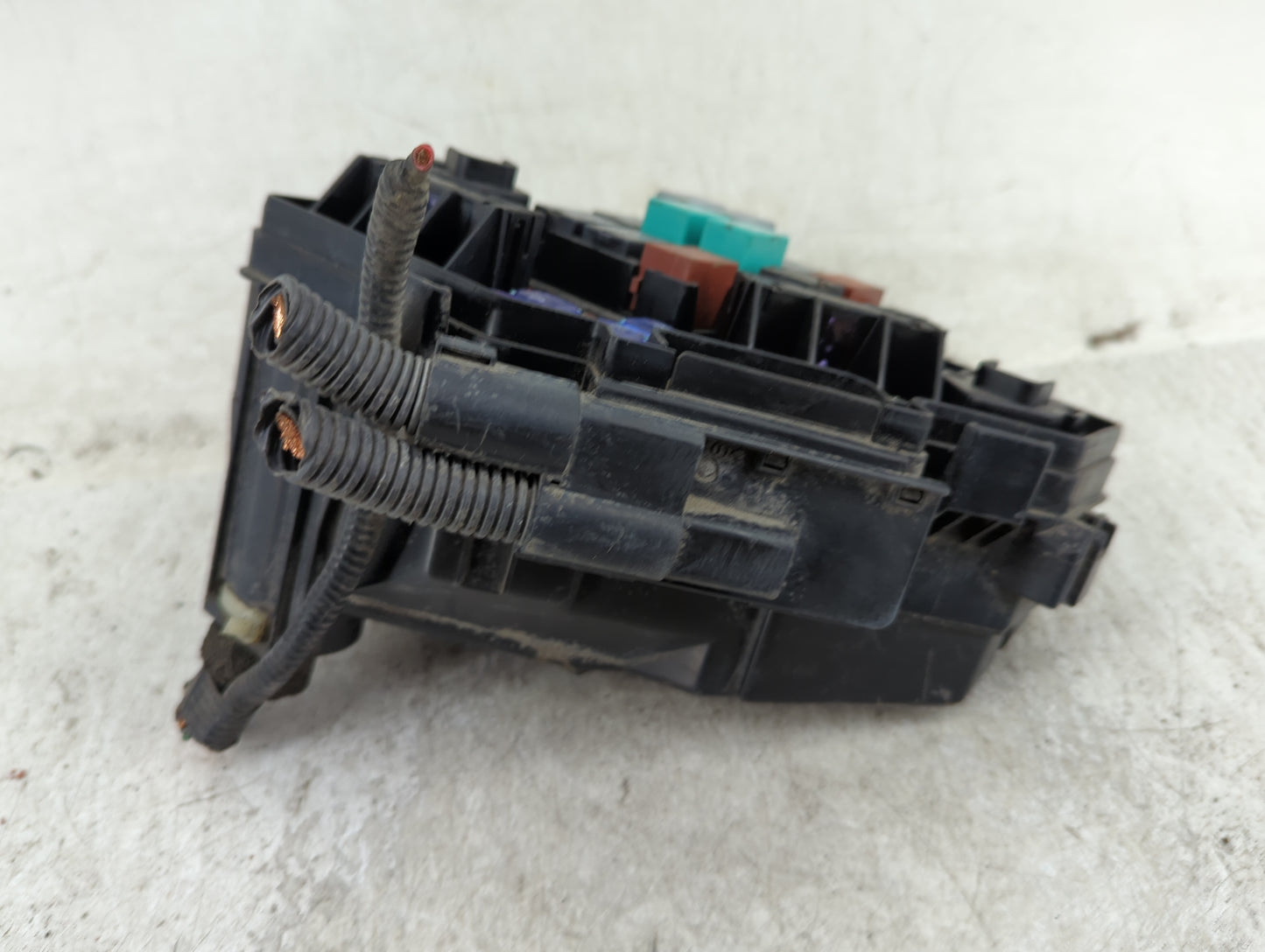 2007-2011 Honda Cr-V Fusebox Fuse Box Panel Relay Module P/N:SWA-0130 Fits Fits 2007 2008 2009 2010 2011 OEM Used Auto Parts