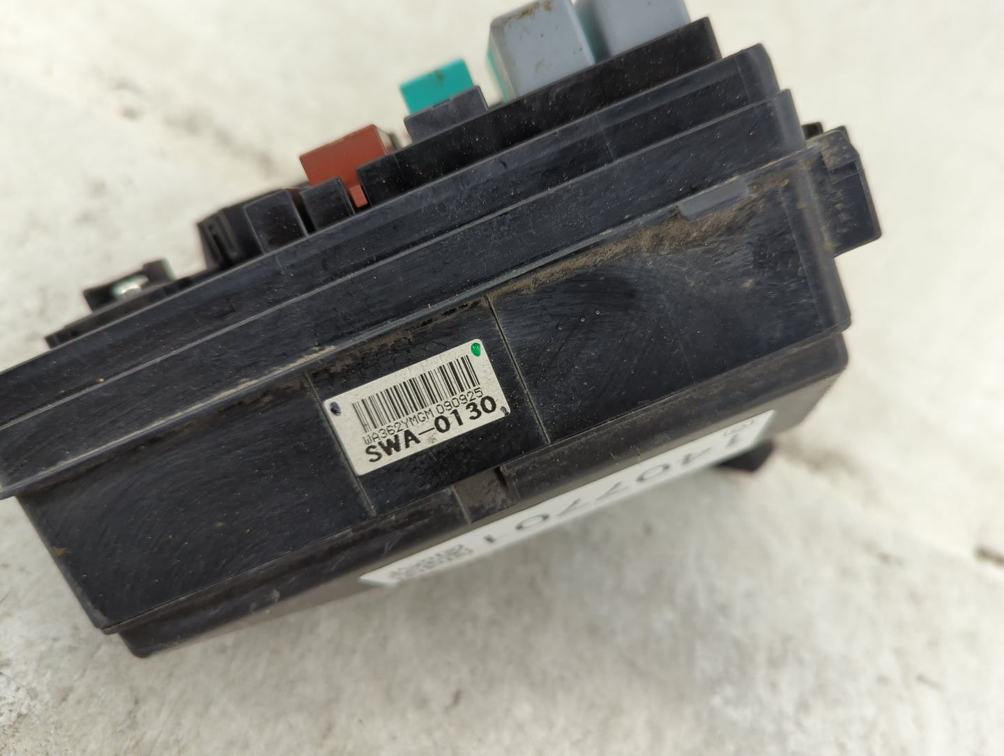 2007-2011 Honda Cr-V Fusebox Fuse Box Panel Relay Module P/N:SWA-0130 Fits Fits 2007 2008 2009 2010 2011 OEM Used Auto Parts