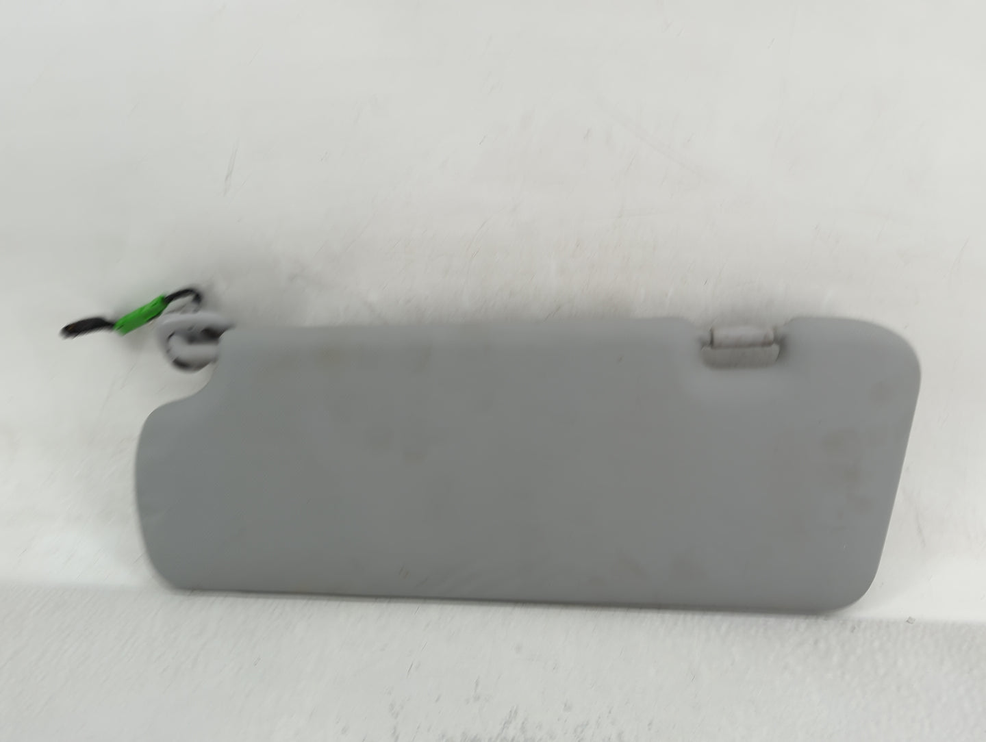2010-2011 Honda Cr-V Sun Visor Shade Replacement Passenger Right Mirror Fits Fits 2010 2011 OEM Used Auto Parts - Oemusedaut