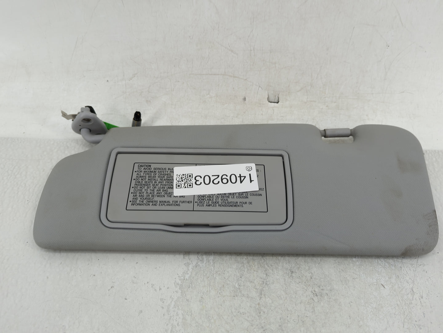 2010-2011 Honda Cr-V Sun Visor Shade Replacement Driver Left Mirror Fits Fits 2010 2011 OEM Used Auto Parts - Oemusedautopar