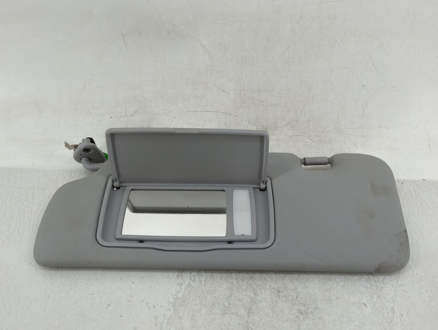 2010-2011 Honda Cr-V Sun Visor Shade Replacement Driver Left Mirror Fits Fits 2010 2011 OEM Used Auto Parts - Oemusedautopar