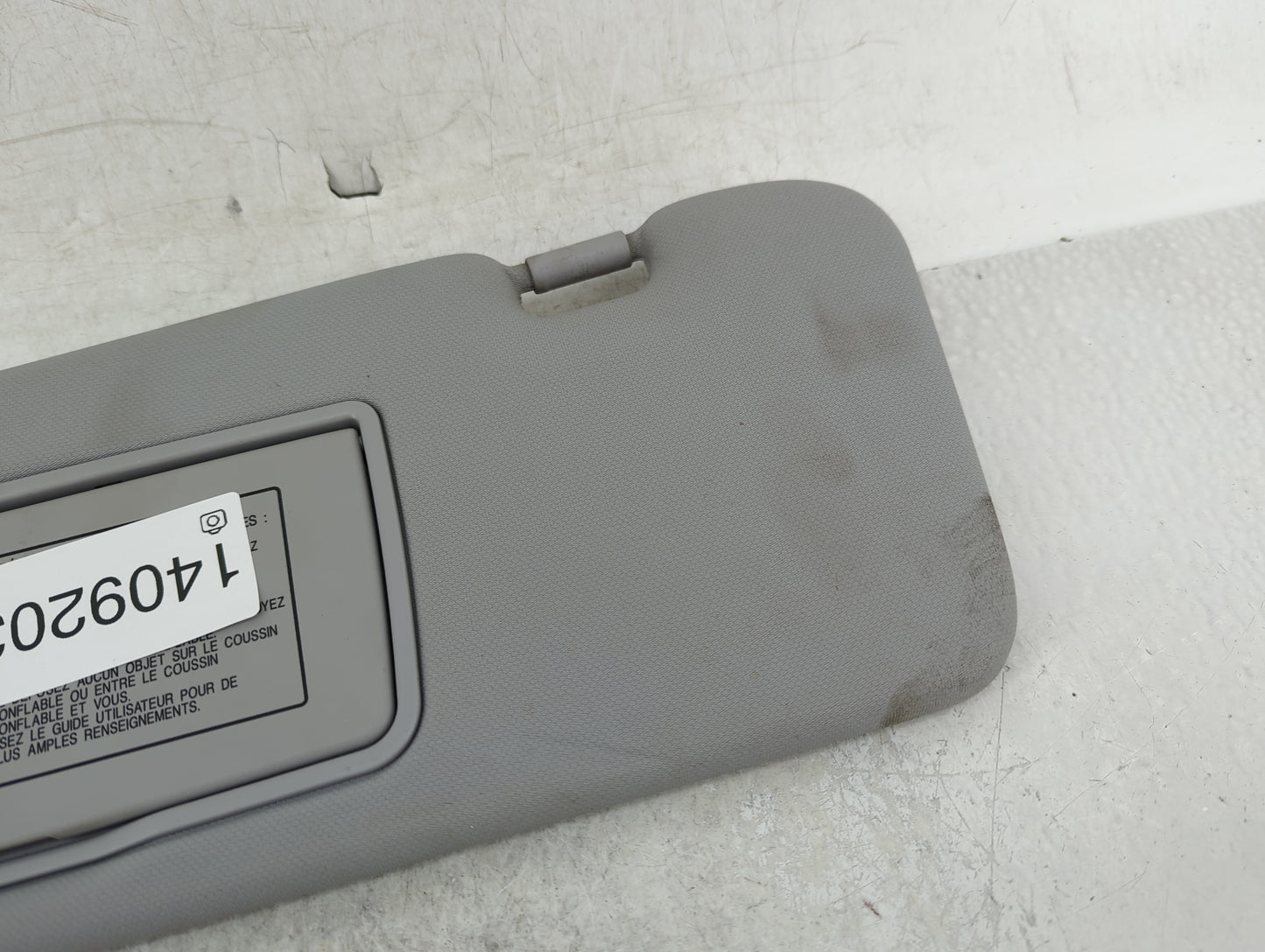2010-2011 Honda Cr-V Sun Visor Shade Replacement Driver Left Mirror Fits Fits 2010 2011 OEM Used Auto Parts - Oemusedautopar